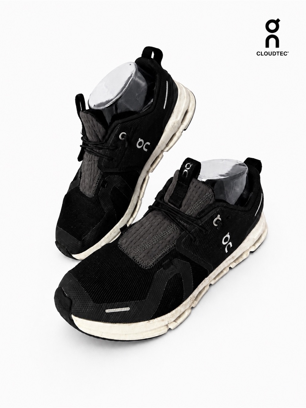 On Kids Cloud Sky Running Shoes | Youth Size 6Y | Black/Eclipse